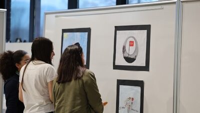 “Kartepe’nin Çocukları” temalı resim sergisi, gerçekleştirilen törenle Kartepe Sanat Evi’nde