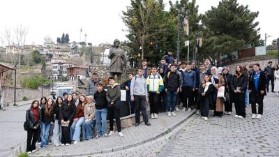 Kocaeli Büyükşehir Belediyesi’nin hayata geçirdiği “Bir Kitap, Bir Şehir, Bir