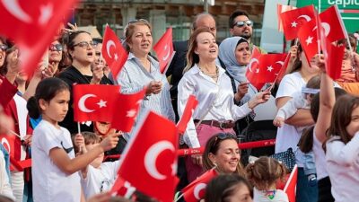 Konak’ta çocuklar, 25 Nisan Cumartesi günü, Konak Belediyesi’nin 23 Nisan