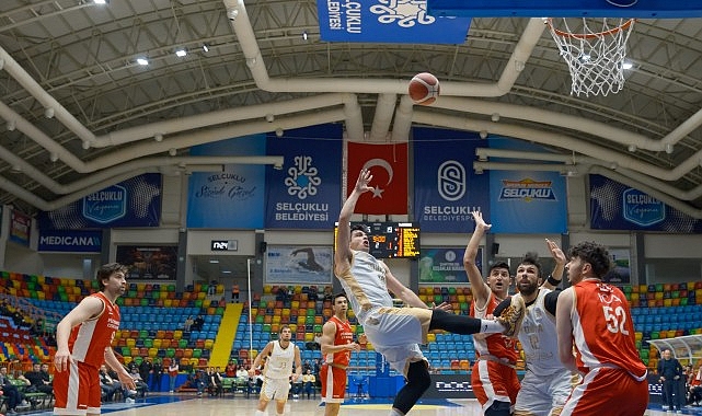 Türkiye Sigorta Türkiye Basketbol Ligi’nde normal sezonu 4’üncü sırada tamamlayarak