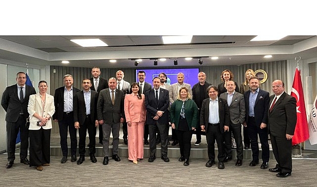 Ege Sanayicileri ve İş İnsanları Derneği (ESİAD), Amerikan Türk Ticaret