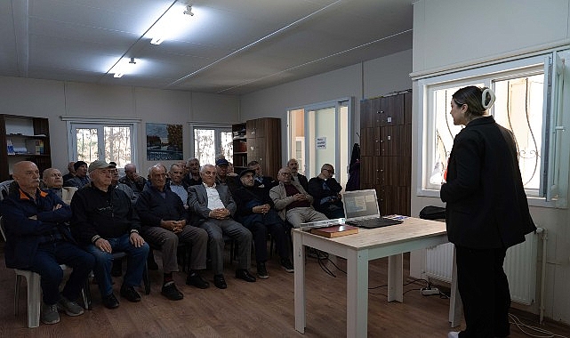 Maltepe Belediyesi’nce çocuk bakımının anne, baba ve bakım verenler tarafından