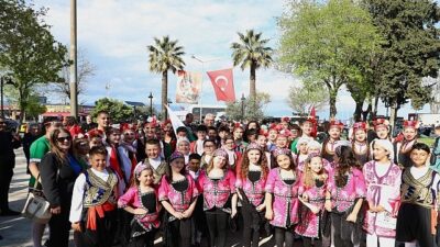 Mudanya’da 23 Nisan Ulusal Egemenlik ve Çocuk Bayramı, farklı ülkelerden