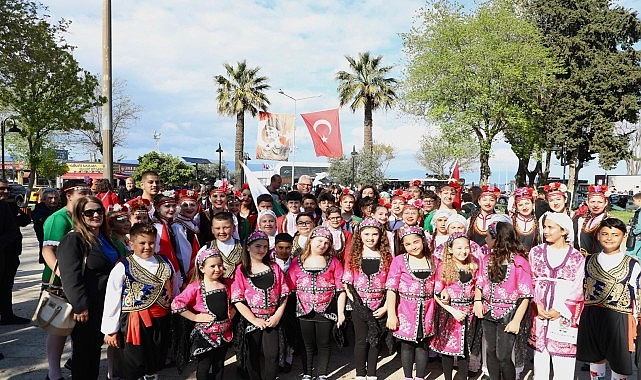 Mudanya’da 23 Nisan Ulusal Egemenlik ve Çocuk Bayramı, farklı ülkelerden