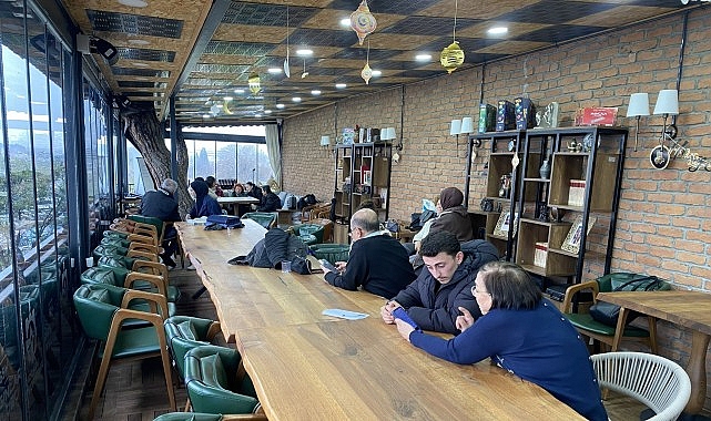 Kocaeli Büyükşehir Belediyesi, 65 yaş üzeri vatandaşlara yönelik çalışmalarını aralıksız