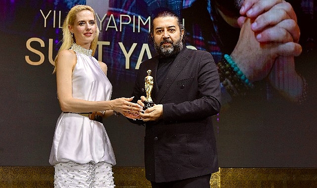 Televizyon projeleriyle adından sıkça söz ettiren Suat Yanç, başarılarına bir