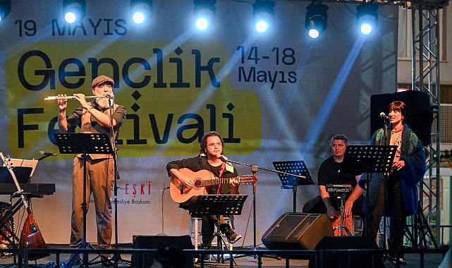 Bornova Belediyesi’nin 19 Mayıs Gençlik Festivali, İzmir’in en hareketli buluşma