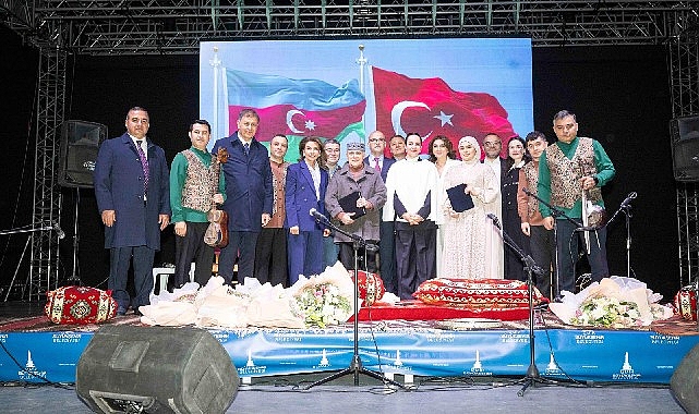 İzmir ile Bakü arasındaki kardeş kent ilişkisinin 40.