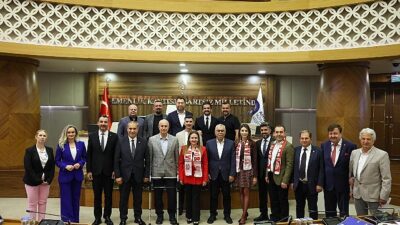      Antalya Büyükşehir Belediyesi Başkan Vekili Büşra
