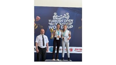 Antalya'da düzenlenen Uluslararası Kick Boks Turnuvasında ringe çıkan Bağcılar Belediyesi
