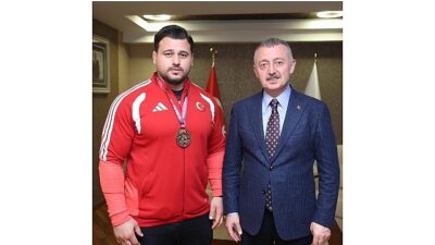 Türkiye Güreş Federasyonu Başkanı Taha Akgül ve Ata sporumuzun efsane
