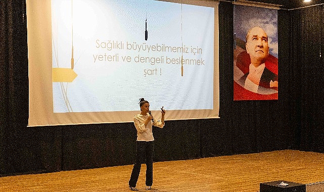 Bornova Belediyesi, öğrencilerine yönelik sağlıklı beslenme, hijyen, ağız-diş sağlığı ve
