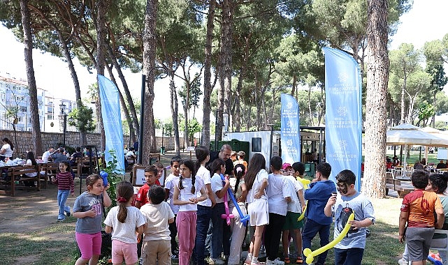 Aydın Büyükşehir Belediyesi’nin öğrencilere yönelik sosyal ve kültürel etkinlikleri hız