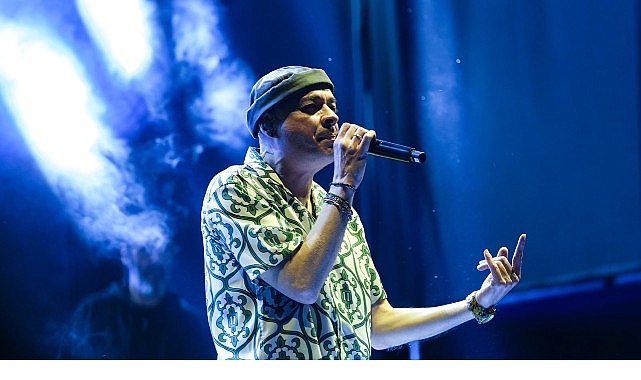 Kocaeli Büyükşehir Belediyesi’nin EnFest etkinlikleri kapsamında sahne alan ünlü rap