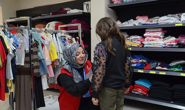 Kahramankazan Belediyesi, Kurban Bayramı öncesinde ihtiyaç sahibi çocuklara yönelik anlamlı