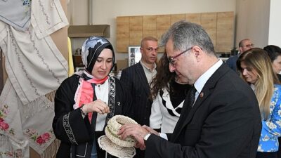 Kadınların her daim üretimini destekleyen Osmangazi Belediyesi’nin Demirtaş Kültür Merkezi’ndeki