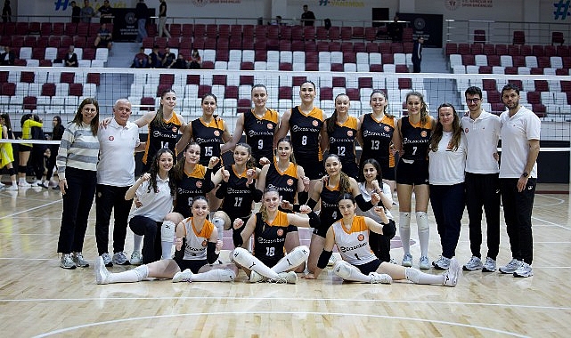 Türkiye’de kadın voleybolunun öncüsü Eczacıbaşı Spor Kulübü, altyapıda elde ettiği