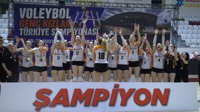 Türkiye’de kadın voleybolunun öncüsü Eczacıbaşı Spor Kulübü, altyapıdaki başarılı yapılanmasını