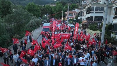 Edremit’te 19 Mayıs Atatürk’ü Anma, Gençlik ve Spor Bayramı büyük