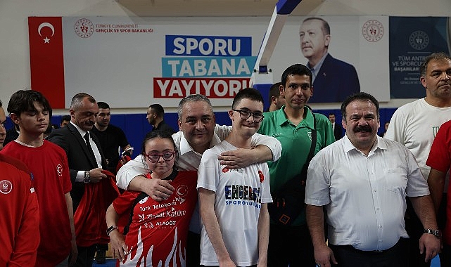 Keçiören Belediyesi tarafından 10-16 Mayıs Engelliler Haftası dolayısıyla düzenlenen Engelsiz Spor