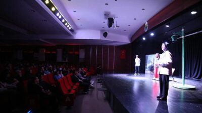 İnegöl Belediyesi’nin Milli Eğitim Müdürlüğü iş birliğinde düzenlediği 8.