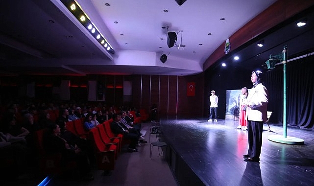 İnegöl Belediyesi’nin Milli Eğitim Müdürlüğü iş birliğinde düzenlediği 8.