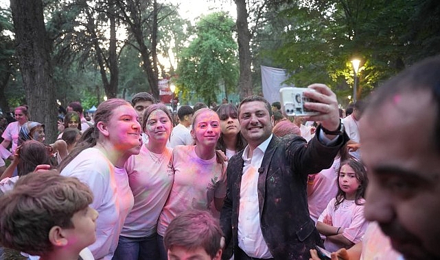 Gençlik festivali, spor turnuvaları ve dev kortej yürüyüşüyle Torbalı’da 19