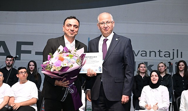 Kocaeli Üniversitesi ev sahipliğinde Kocaeli Kongre Merkezi’nde gerçekleştirilen “USKAF-IX Dezavantajlı