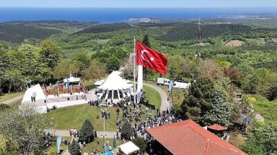 Kandıra Baba Tepesi’nde, Osmanlı Devleti’nin kuruluş döneminin önemli komutanlarından Akçakoca