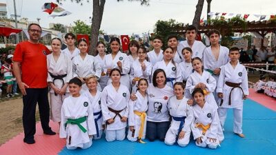 Karabağlar Belediyesi tarafından 19 Mayıs Atatürk'ü Anma, Gençlik ve Spor