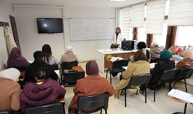 Konya Büyükşehir Belediyesi Meslek Edindirme Kursları’nda yaz dönemi kayıtları başladı.