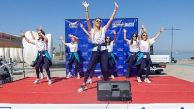 Konak Belediyesi’nin “Konaklı Anneler Sporla Mutlu” etkinliği için Karantina Meydanı’nda
