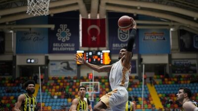 Türkiye Sigorta Türkiye Basketbol Ligi’nde normal sezonun tamamlanmasının ardından play-off