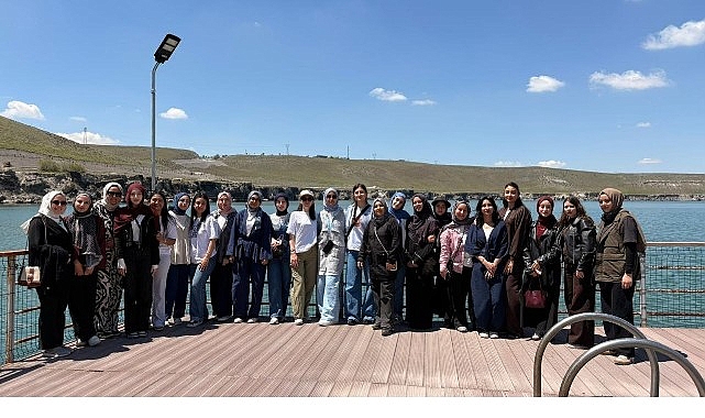 Konya Büyükşehir Belediyesi Lise Medeniyet Akademileri’nde düzenlenen coğrafya gezi programı