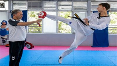 Mahalle salonundan Avrupa arenasına İzmir Büyükşehir Belediyesi Spor Kulübü’nün milli tekvandocusu Kaan Yelaldı, henüz