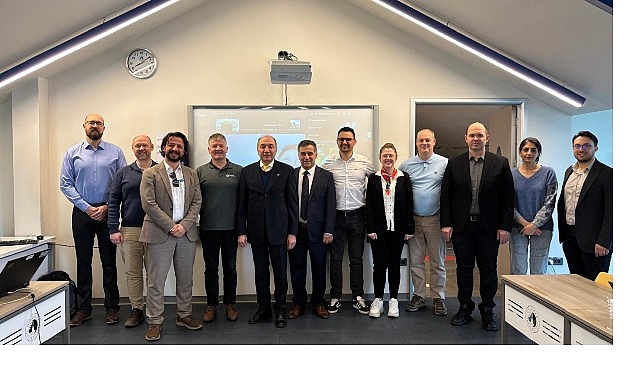 Üsküdar Üniversitesi, makine emniyeti ve siber güvenlik alanında önemli bir