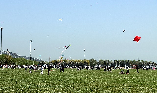 Maltepe Belediyesi, Anneler Günü’ne özel düzenlediği etkinliklerle ilçede dopdolu bir