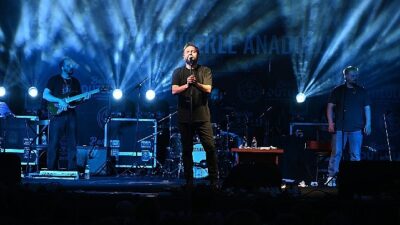 Manisa Büyükşehir Belediyesi tarafından düzenlenen “Türküler ile Anadolu” konser serisi,