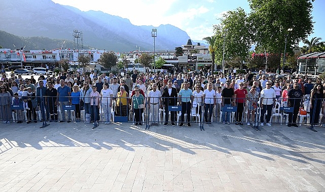 Kemer Belediyesi Ülker-Orduvar Akman Kreş ve Gündüz Bakımevi öğrencileri, Dans