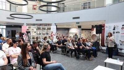 Nilüfer Belediyesi, Engelliler Haftası kapsamında düzenlenen “Engelsiz Yaşam Sağlık ve