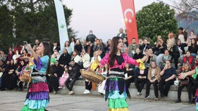 Baharın müjdecisi, bolluk ve bereketin simgesi olan Hıdırellez, Osmangazi’de binlerce