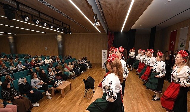 Osmangazi Belediyesi’nin Engelliler Haftası kapsamında düzenlediği türkü dolu etkinlikte, BAREM,