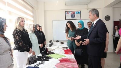 Kadınların üretime katılımını destekleyen Osmangazi Belediyesi’nin OSMEK kursiyerleri tarafından hazırlanan