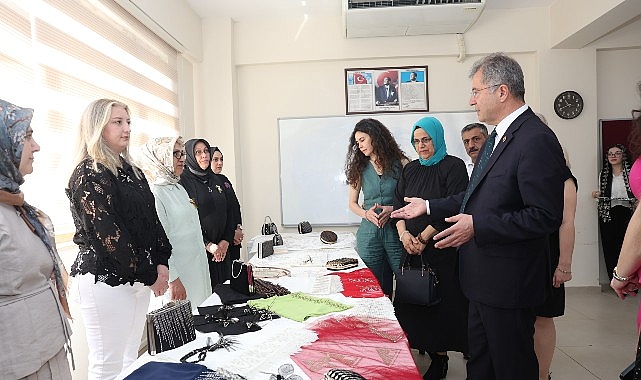 Kadınların üretime katılımını destekleyen Osmangazi Belediyesi’nin OSMEK kursiyerleri tarafından hazırlanan