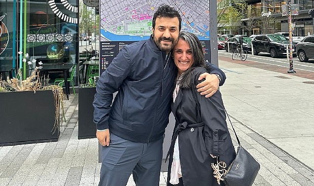      Hasan Can Kaya, Profesör Canan Dağdeviren’in