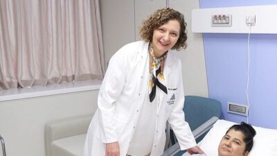 2023 yılında şiddetli karın ağrısı şikayetiyle Prof.