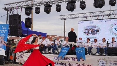 Ayvalık’ta düzenlenen Teferiç Şenlikleri, konserlerden halk oyunlarına, kültürel etkinliklerden uluslararası