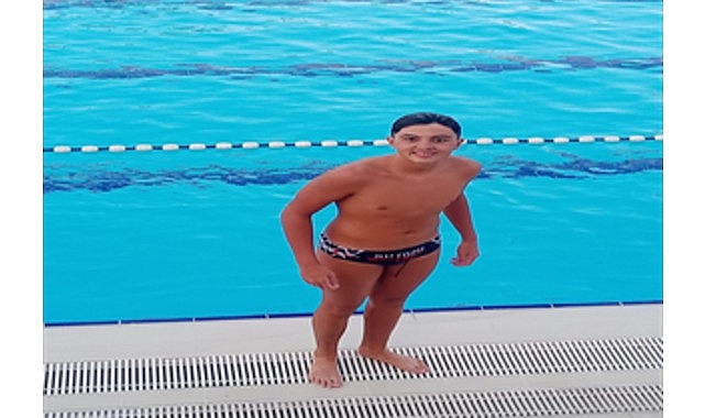 İzmir Büyükşehir Belediyesi Spor Kulübü’nün 16 yaşındaki milli sutopu sporcusu