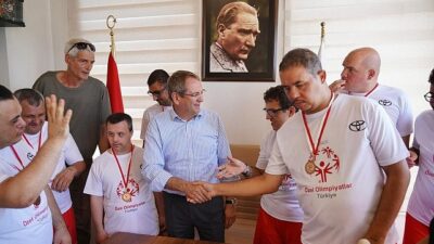 Ayvalık Belediyesi Özel Çocuklar Eğitim Evi öğrencileri, Balıkesir'in Edremit ilçesinde