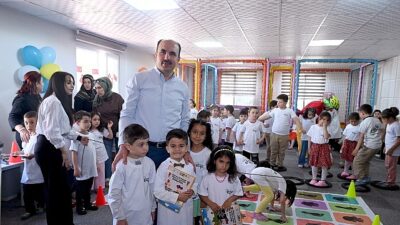 Konya Büyükşehir Belediye Başkanı Uğur İbrahim Altay, çocukların küçük yaşta